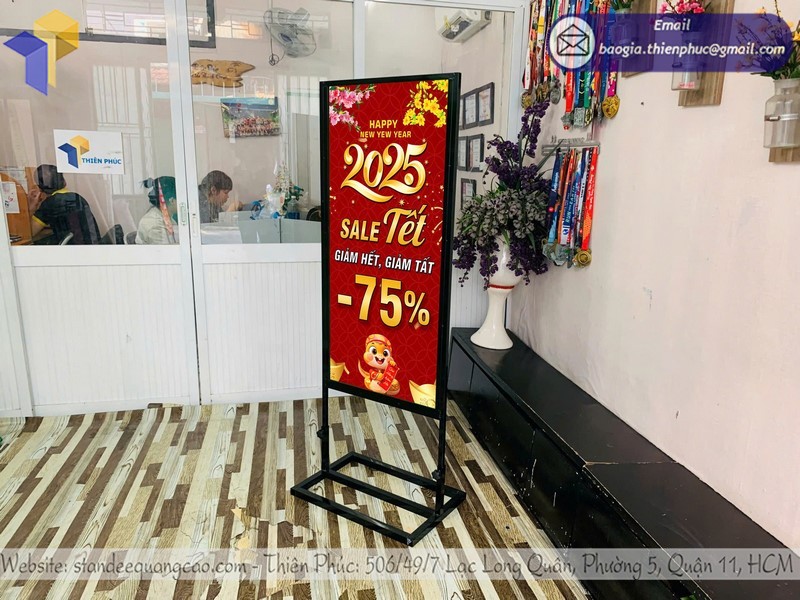 standee-khung-sat-ngoai-troi-tphcm