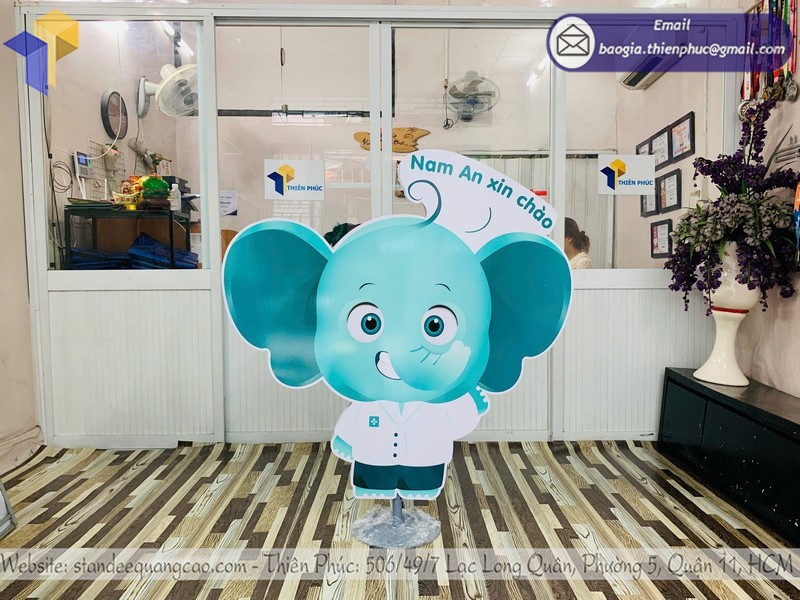 standee-nhan-vat-hoat-hinh-tot