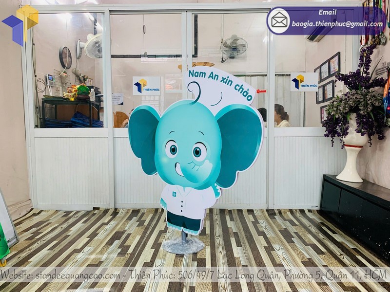 standee-nhan-vat-hoat-hinh-tphcm
