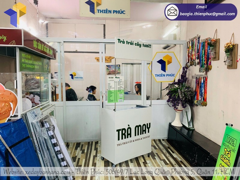 xe-ban-tra-trai-cay-via-he-re